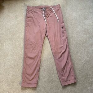 Vuori Straight Leg Pants in Dusty Rose